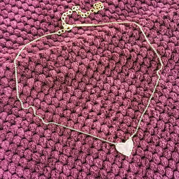 Kendra Scott Gold Rose Quartz Ari Heart Necklace NEW - Picture 2 of 3